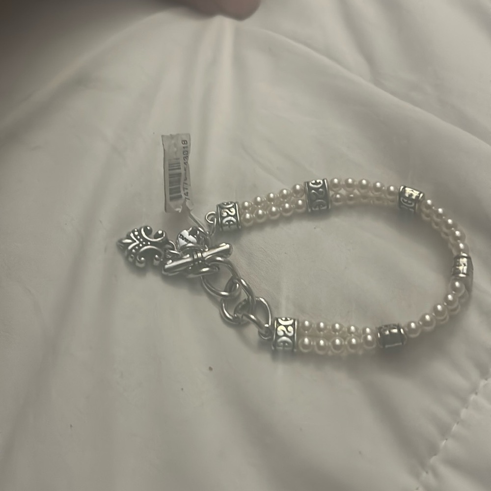 Classic Brighton  “Lady Jane” Pearl bracelet